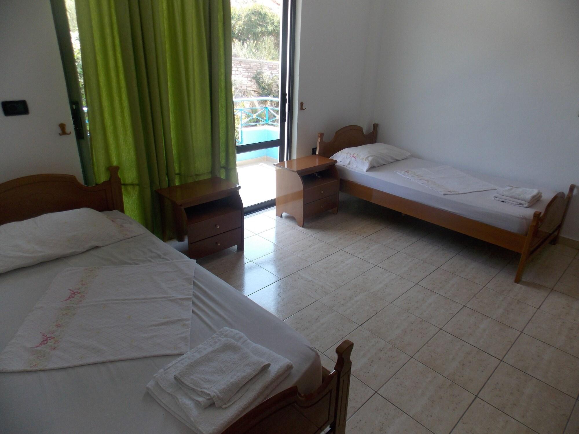 Blue Residence Saranda Extérieur photo