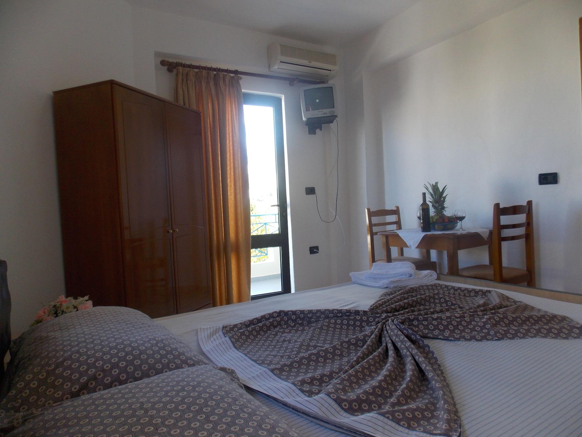 Blue Residence Saranda Extérieur photo
